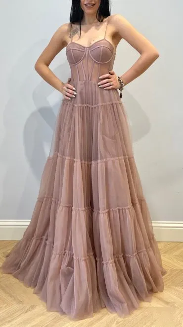 Abito in tulle rosa con gonna ampia – Christian Koehlert