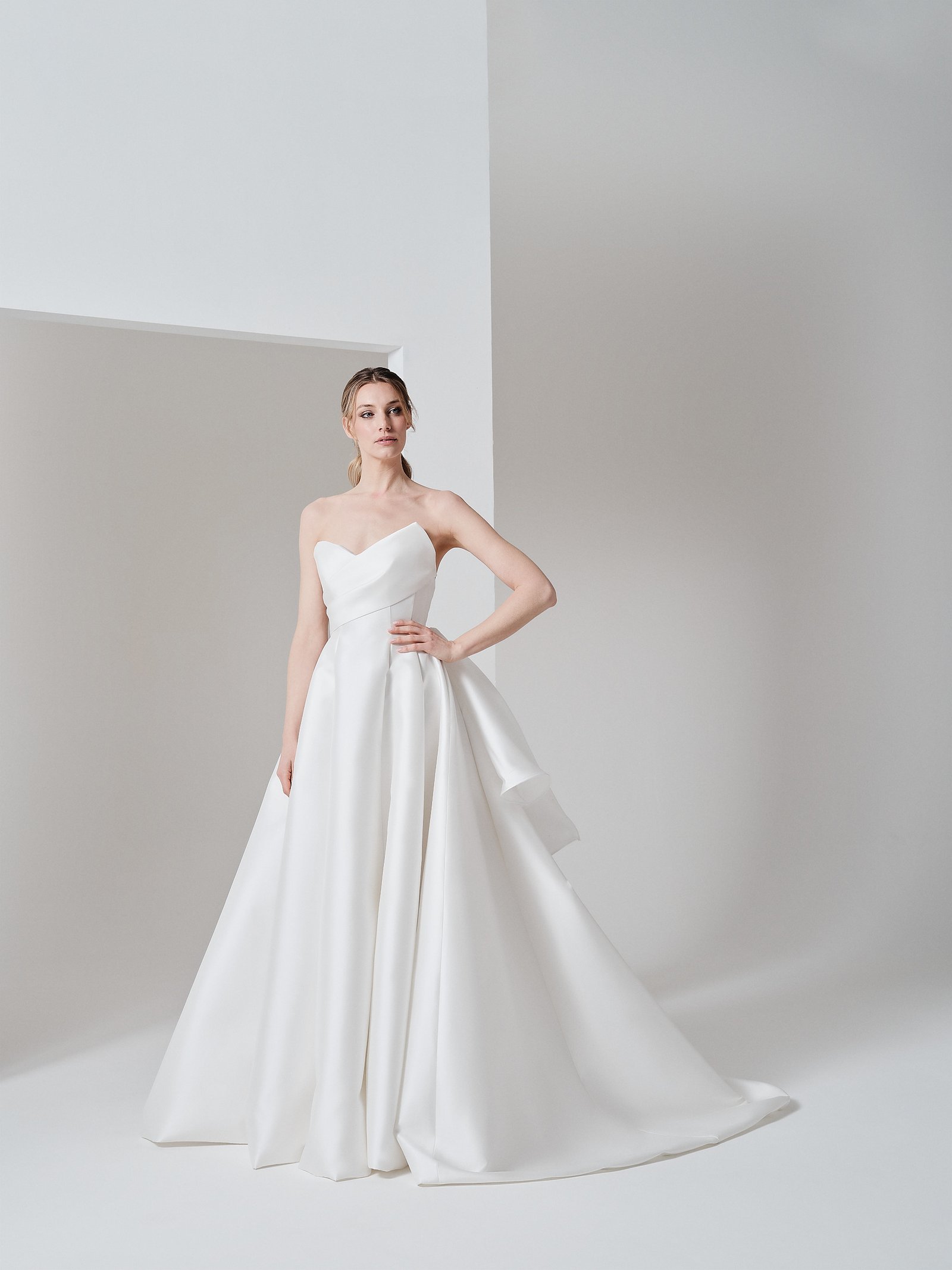 abito sposa Creazioni Maria Pia